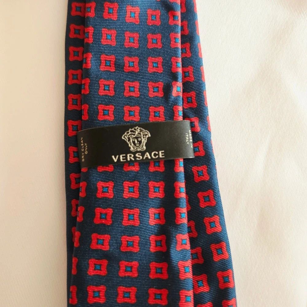 Versace Silk Tie Mens One Size Navy Blue Red Geometric Medusa Head Made in Italy
